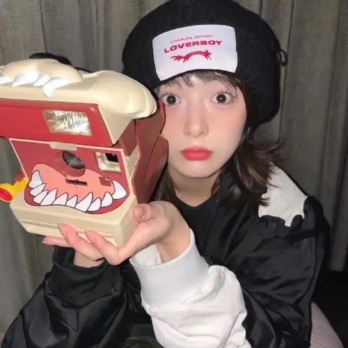 玉米上的麻雀